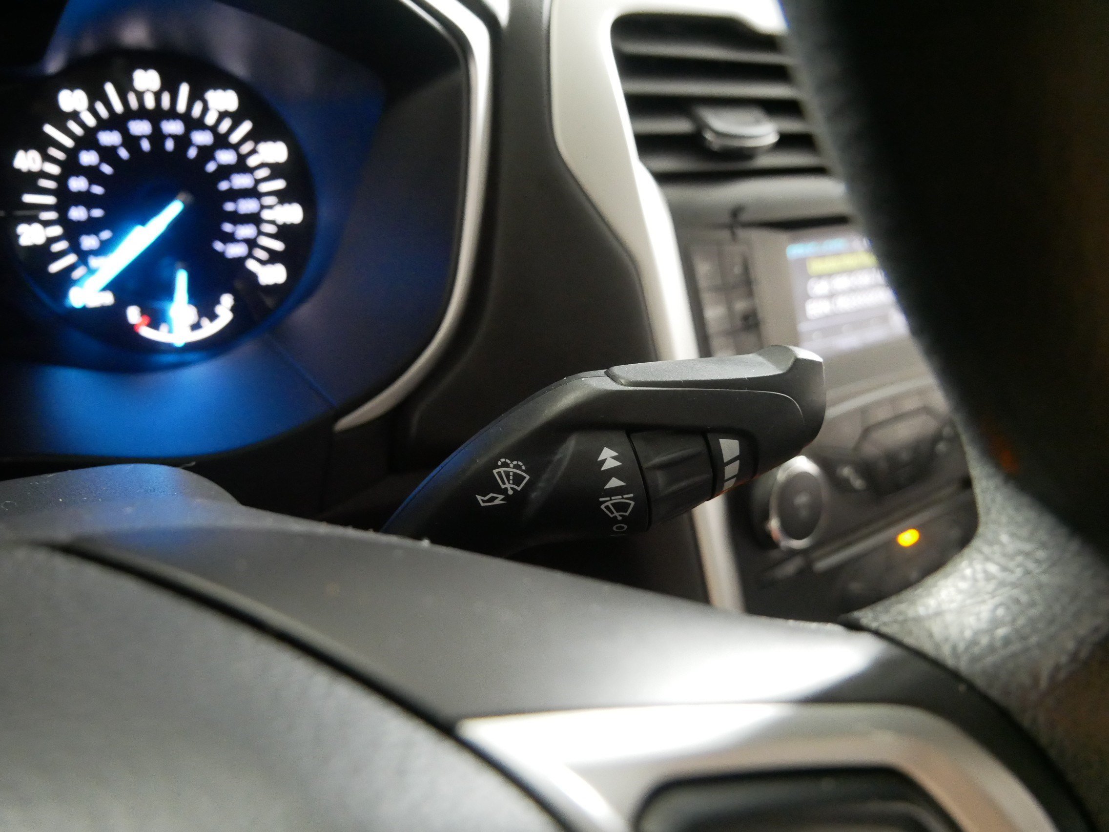 Used 2013 Ford Fusion SE FWD image 30