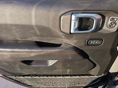 Used 2021 Jeep Gladiator Rubicon image 27