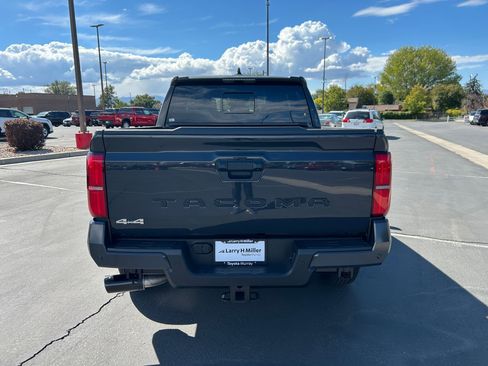 New 2025 Toyota Tacoma SR5 image 4