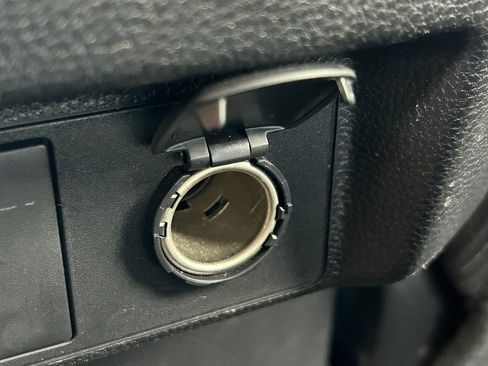 Used 2025 Toyota Tacoma SR image 20