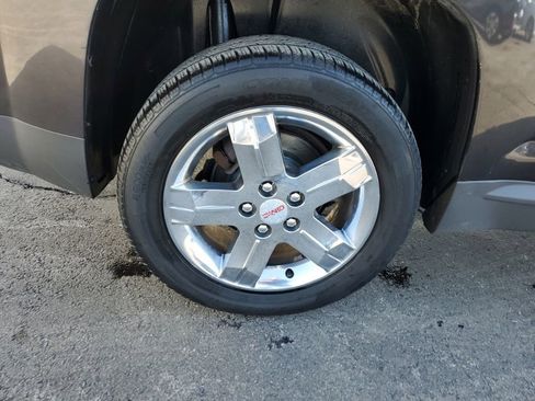 Used 2013 GMC Terrain SLT w/ Safety Package image 10