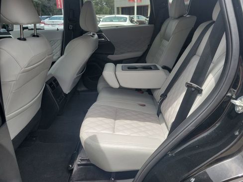 Used 2024 Mitsubishi Outlander SEL FWD image 17