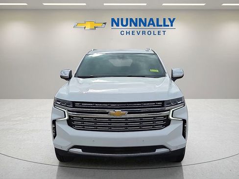 Used 2022 Chevrolet Suburban Premier image 8