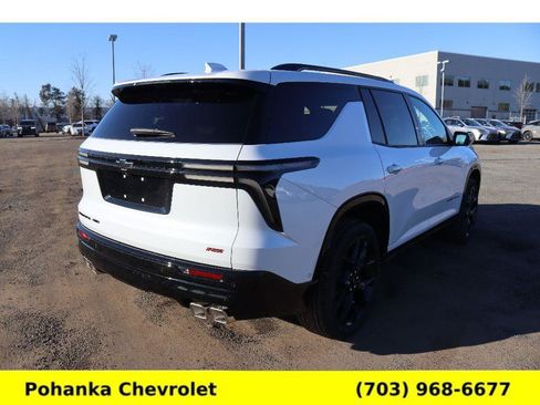 New 2026 Chevrolet Traverse RS image 7