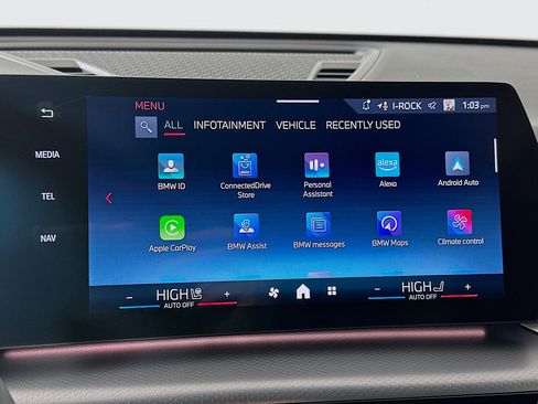 Used 2025 BMW X1 M35i w/ Premium Package image 15