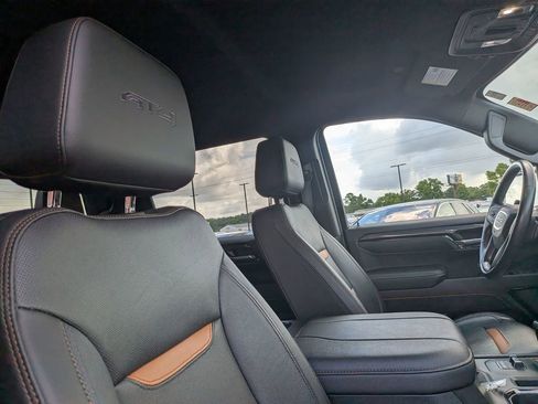 Certified 2023 GMC Sierra 1500 AT4 w/ AT4 Preferred Package AWD/4WD image 26