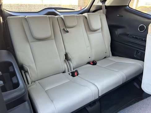 Used 2021 Subaru Ascent Limited w/ Technology Package image 19