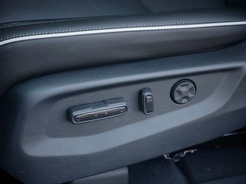 New 2026 Honda Odyssey Touring image 28