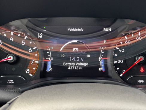 Used 2024 Jeep Compass Trailhawk image 29