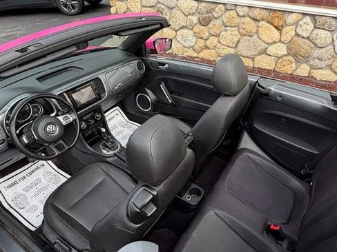 Used 2015 Volkswagen Beetle 1.8T FWD image 38
