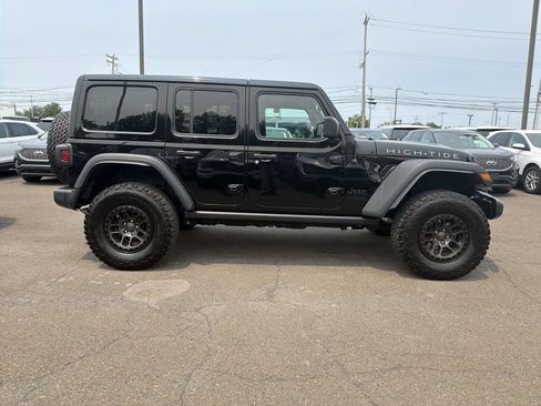Used 2022 Jeep Wrangler Unlimited Sport AWD/4WD image 6