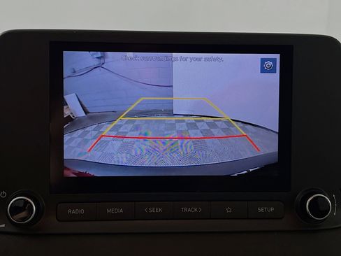 Used 2022 Hyundai Kona SEL image 28