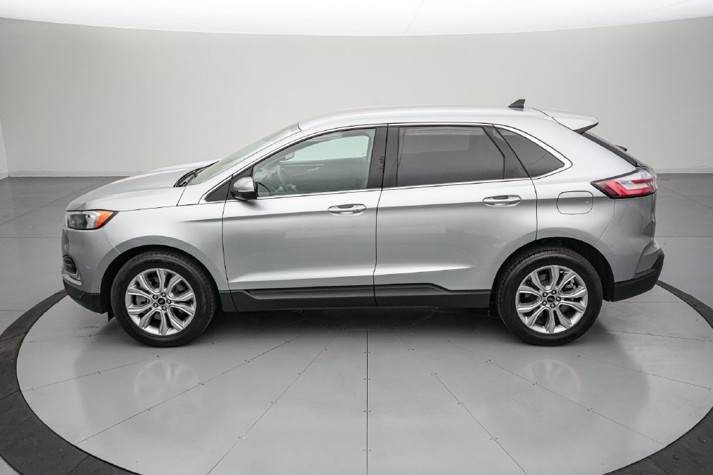 Certified 2024 Ford Edge Titanium AWD/4WD image 7