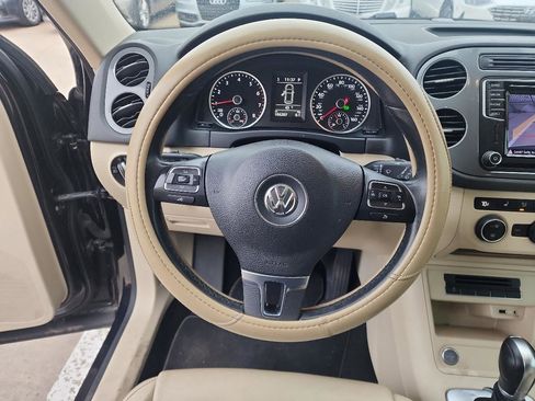 Used 2016 Volkswagen Tiguan SEL image 14