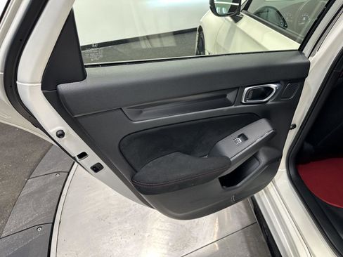 Used 2024 Honda Civic Type R image 21