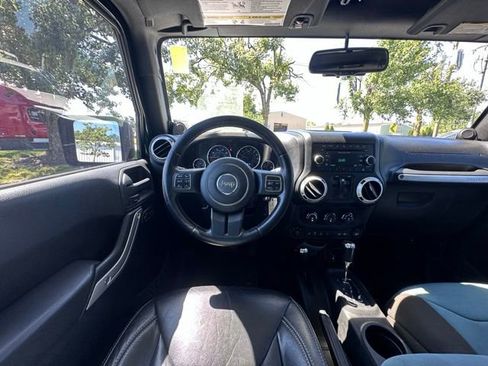 Used 2013 Jeep Wrangler Sahara w/ Connectivity Group AWD/4WD image 15