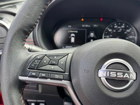 Used 2023 Nissan Kicks SR w/ SR Premium Package FWD image 20