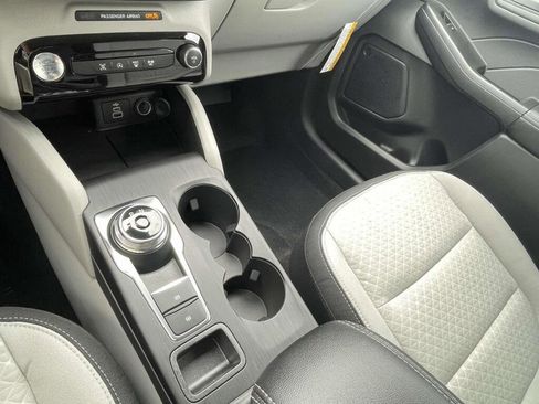 New 2026 Ford Escape Active w/ Tech Pack #1 AWD/4WD image 28