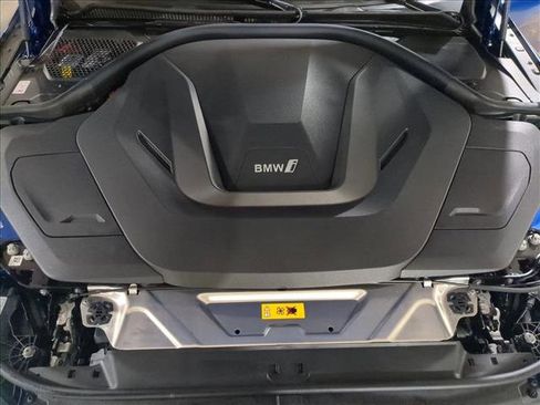 Used 2026 BMW i4 xDrive40i AWD/4WD image 18