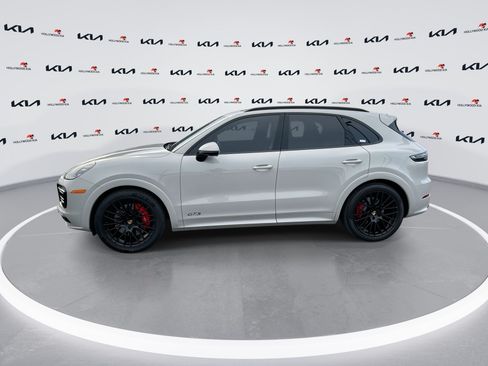 Used 2021 Porsche Cayenne GTS AWD/4WD image 5