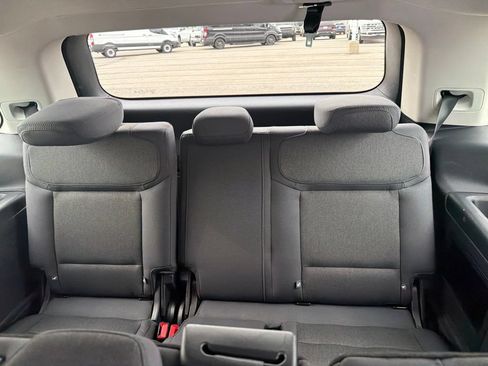 Used 2025 Ford Expedition Active AWD/4WD image 8