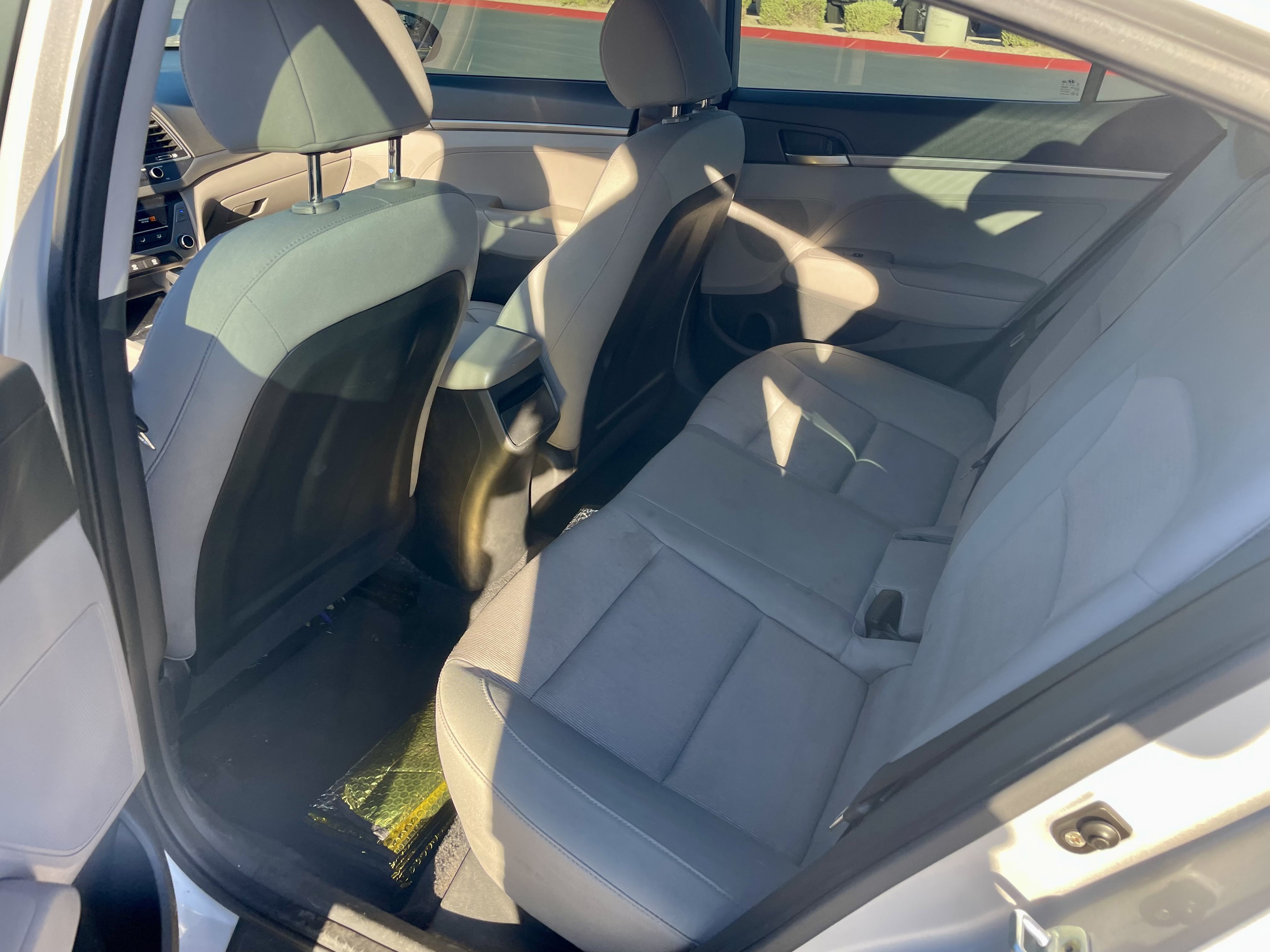 Used 2017 Hyundai Elantra SE FWD image 11