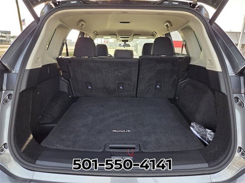 Used 2026 Nissan Rogue SV image 14