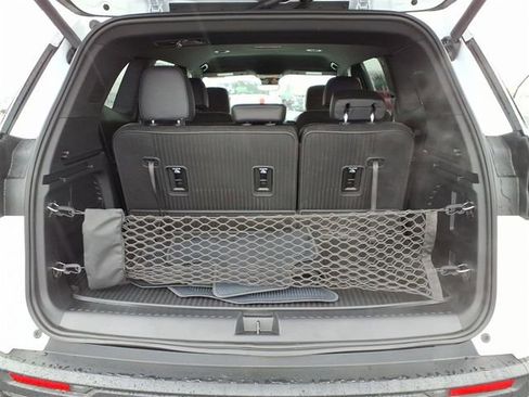 New 2026 GMC Acadia Elevation image 26