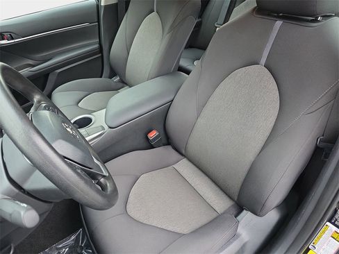 Used 2024 Toyota Camry LE image 17