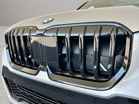 Certified 2026 BMW X1 xDrive28i AWD/4WD image 2