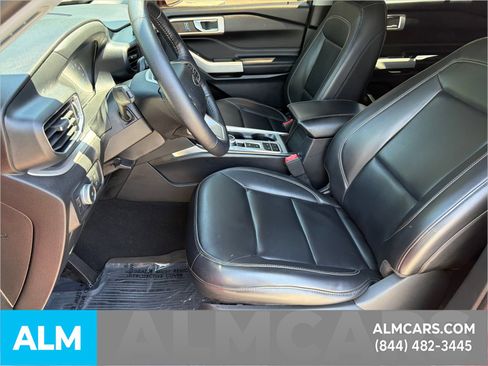 Used 2021 Ford Explorer XLT RWD image 10