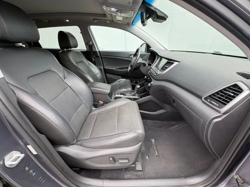 Used 2016 Hyundai Tucson Limited w/ Option Group 03 image 28