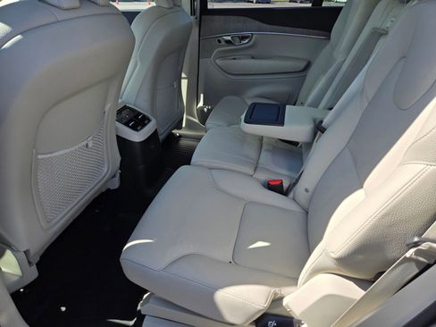 Used 2024 Volvo XC90 T8 Plus w/ Protection Package Premier image 11