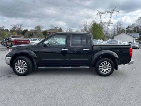 Used 2013 Nissan Frontier SL w/ Moonroof Pkg image 6
