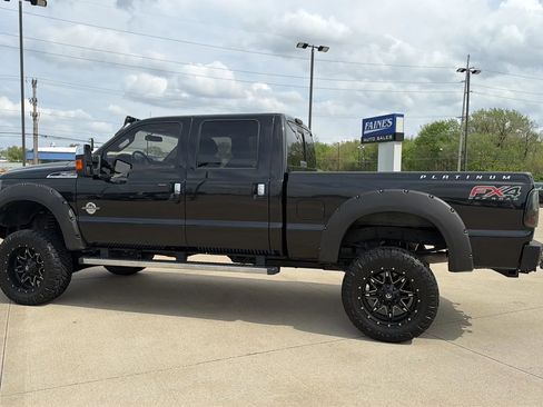 Used 2014 Ford F250 Platinum w/ FX4 Off-Road Package image 12