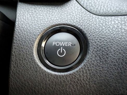 Certified 2025 Toyota Camry LE w/ Convenience Package image 28