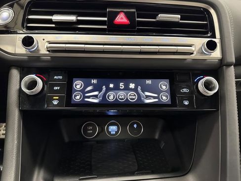 Used 2025 Genesis G70 2.5T w/ Sport Prestige Package image 20