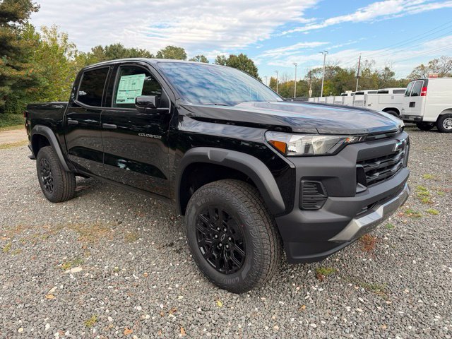 New 2026 Chevrolet Colorado Trail Boss AWD/4WD image 1