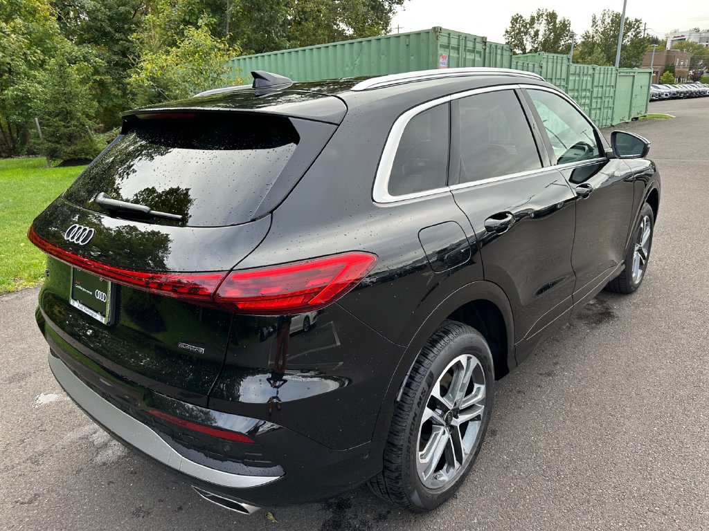 Certified 2025 Audi Q5 Premium w/ Convenience Package AWD/4WD image 19