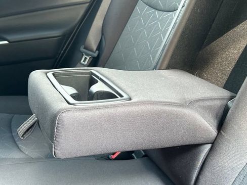 Certified 2025 Toyota RAV4 XLE w/ Convenience Package AWD/4WD image 37