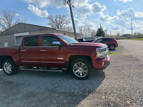 Used 2018 Chevrolet Silverado 1500 High Country image 8