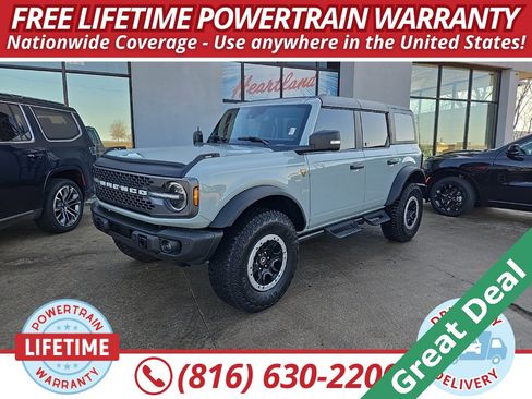 Used 2023 Ford Bronco Badlands w/ Sasquatch Package image 1