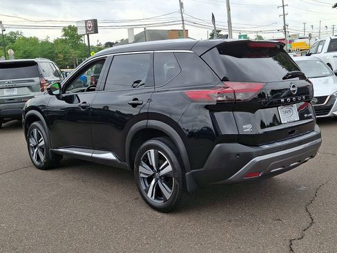 Used 2023 Nissan Rogue SL AWD/4WD image 6
