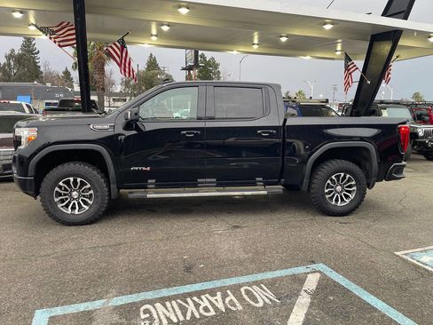 Used 2019 GMC Sierra 1500 AT4 image 3