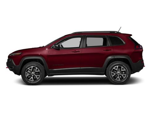 Used 2016 Jeep Cherokee Trailhawk w/ Trailer Tow Group AWD/4WD image 3