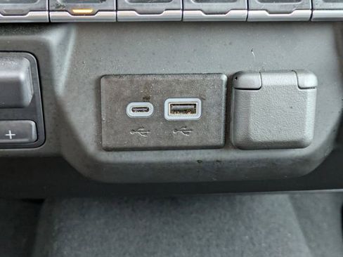 Used 2025 Chevrolet Silverado 2500 Custom w/ Custom Value Package AWD/4WD image 23