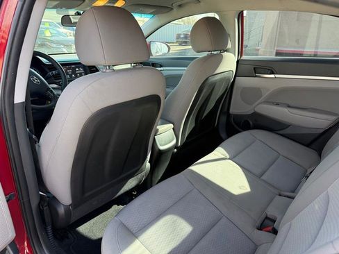 Used 2019 Hyundai Elantra SEL image 5