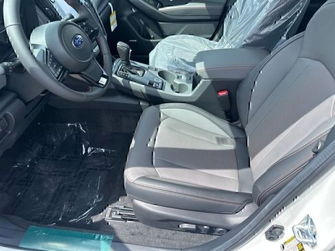 New 2025 Subaru Crosstrek 2.5i Limited w/ Popular Package #3A image 6