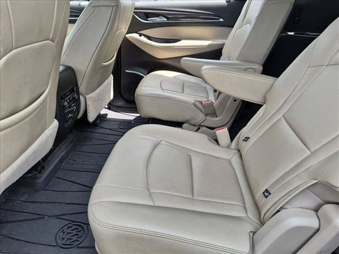 Used 2020 Buick Enclave Essence w/ Sound and Sites Package FWD image 16