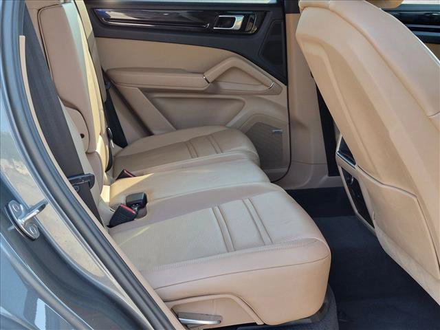 Used 2019 Porsche Cayenne E-Hybrid AWD/4WD image 18